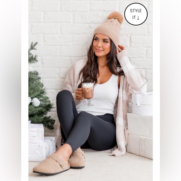 Pink lily super soft brand new cardigan. - Picture 4 of 5